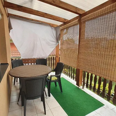 Holiday home Beke Szigete Nyaralo
